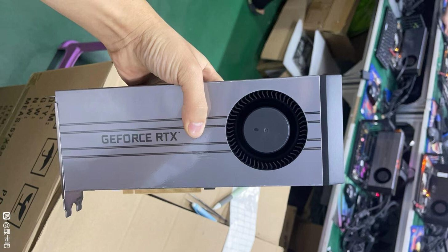 Вы сейчас просматриваете В Китае массово переделывают NVIDIA GeForce RTX 4090 в карты для ускорения ИИ