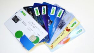 Подробнее о статье В Киргизии продолжают принимать российские банковские карты «Мир» — Финансы Mail.ru